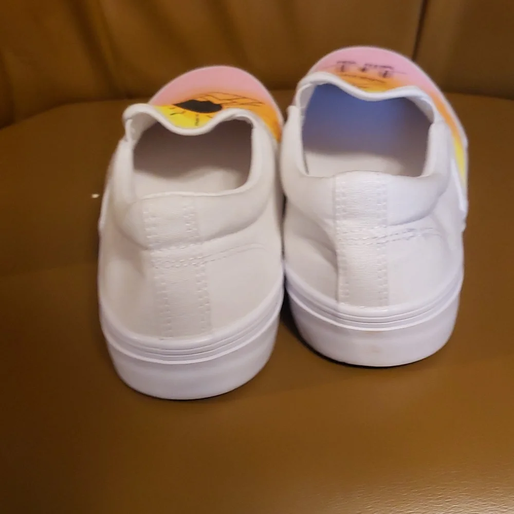 Hand painted slip on shoes - Picture 2 of 4